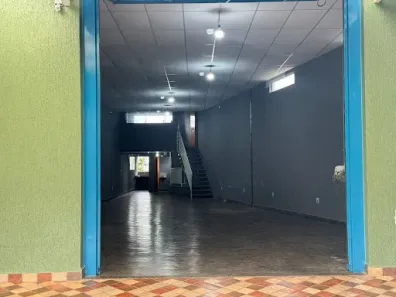 Galpão/Depósito/Armazém para alugar, 240m² no Batistini, São Bernardo do Campo
