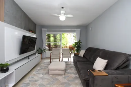 Apartamento com 3 Quartos à venda, 119m² no Passo da Areia, Porto Alegre