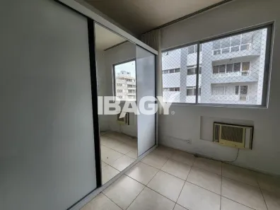 Apartamento com 2 Quartos para alugar, 160m² no Centro, Florianópolis