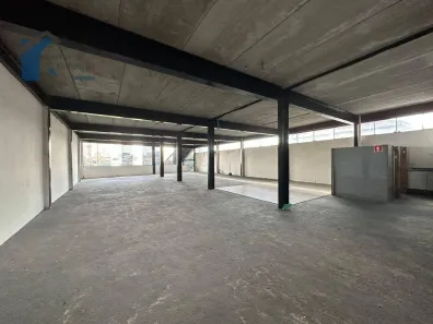Galpão/Depósito/Armazém à venda, 1000m² no Parque Novo Mundo, São Paulo