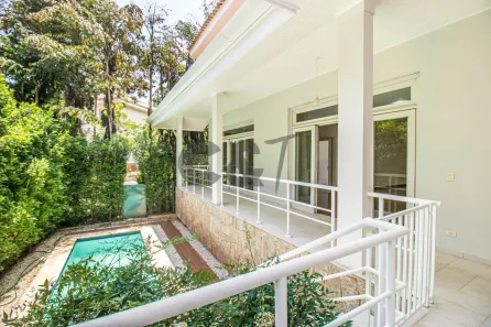 Casa de Condomínio com 4 Quartos para venda ou aluguel, 672m² no Santo Amaro, São Paulo