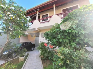 Sobrado com 4 Quartos à venda, 250m² no Vila Atlântica, Caraguatatuba