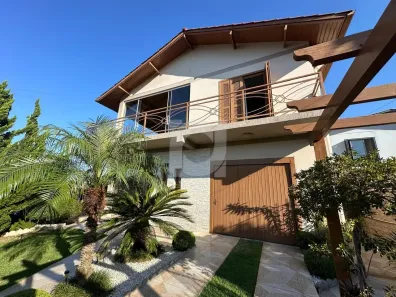 Casa com 3 Quartos à venda, 192m² no São Jorge, Portão