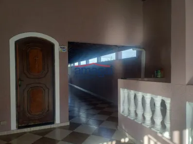 Casa com 3 Quartos à venda, 210m² no Jardim Colônia, Jacareí