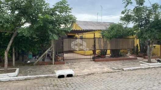 Casa com 3 Quartos à venda, 450m² no Restinga, Porto Alegre
