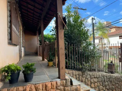 Casa com 4 Quartos à venda, 364m² no Castelo, Belo Horizonte