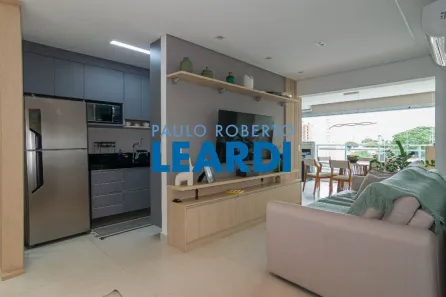 Apartamento com 2 Quartos à venda, 76m² no Vila Ipojuca, São Paulo