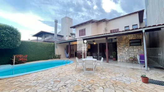 Casa com 3 Quartos à venda, 273m² no Santa Mônica, Florianópolis