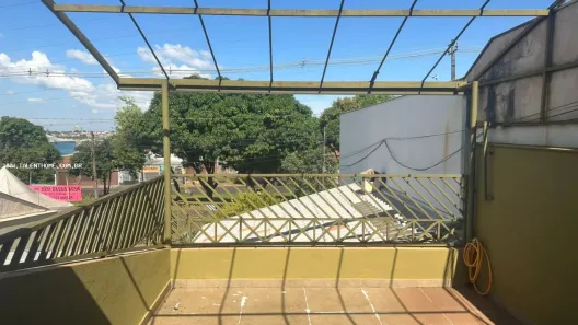 Casa com 3 Quartos à venda, 178m² no Brasília, Londrina