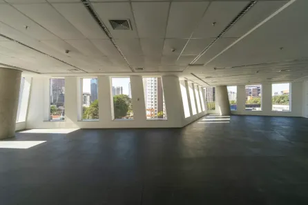 Ponto Comercial para alugar, 1737m² no Chácara Santo Antônio (Zona Sul), São Paulo
