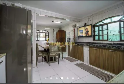 Sobrado com 4 Quartos à venda, 190m² no Jardim Itamarati, Poá