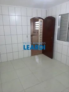 Casa com 2 Quartos para alugar, 81m² no Vila Gilda, Santo André