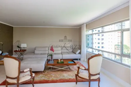 Apartamento com 4 Quartos à venda, 185m² no Moema, São Paulo