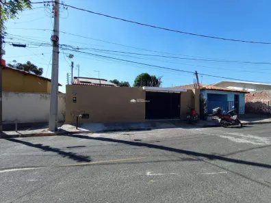 Casa com 2 Quartos à venda, 228m² no Fátima, Teresina