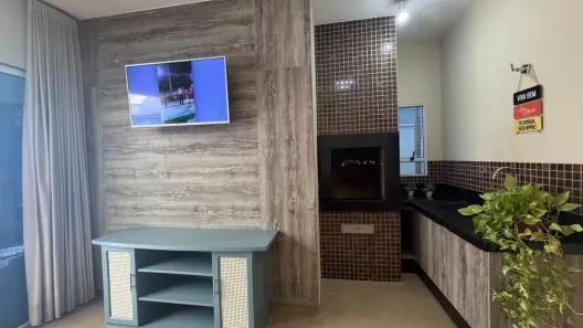 Casa de Condomínio com 3 Quartos para alugar, 250m² no Jardim Imperial, Cuiabá