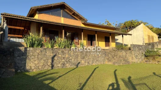 Fazenda/Sítio com 3 Quartos à venda, 150m² no Jardim Itapema, Guararema
