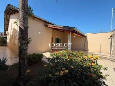 Casa com 3 Quartos à venda, 178m² no Jardim Patrícia, Uberlândia