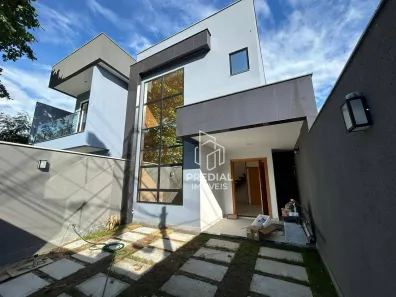 Casa com 4 Quartos à venda, 180m² no Piratininga, Niterói