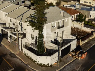Sobrado com 3 Quartos à venda, 154m² no Orfãs, Ponta Grossa