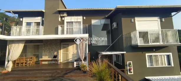 Casa com 3 Quartos para alugar, 270m² no Ribeirão da Ilha, Florianópolis
