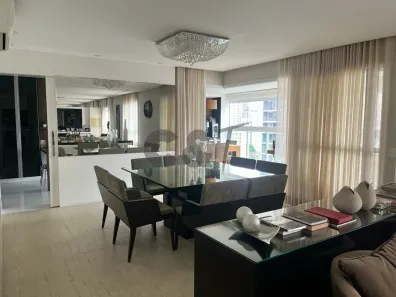 Apartamento com 3 Quartos para venda ou aluguel, 210m² no Vila Olímpia, São Paulo