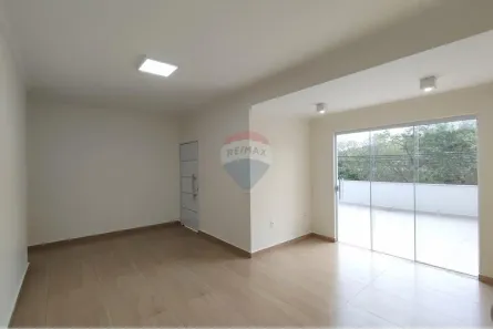 Casa com 3 Quartos à venda, 214m² no Jardim Figueira, Amparo