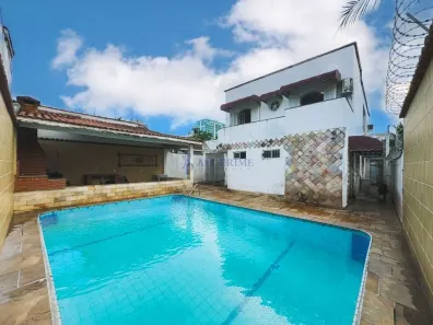 Sobrado com 4 Quartos à venda, 288m² no Canto do Forte, Praia Grande