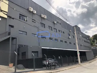 Galpão/Depósito/Armazém à venda, 2745m² no Jardim Califórnia, Barueri