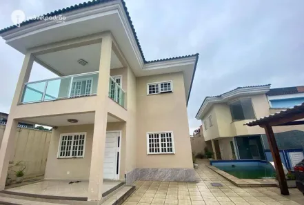 Casa com 4 Quartos à venda, 360m² no Botafogo, Nova Iguaçu