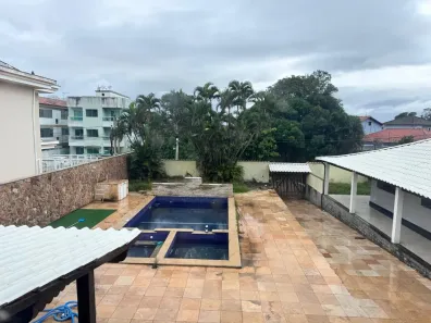 Casa com 5 Quartos para alugar, 200m² no Centro, São Pedro da Aldeia