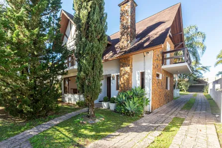 Casa de Condomínio com 4 Quartos à venda, 421m² no São Braz, Curitiba