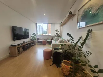 Apartamento com 3 Quartos à venda, 140m² no Jardim das Bandeiras, São Paulo