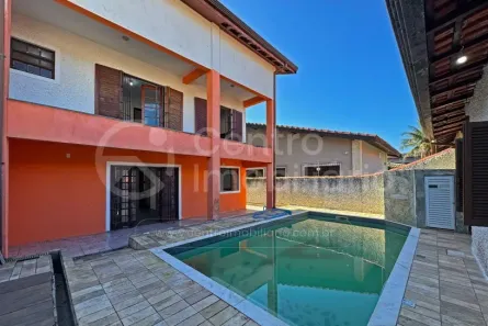 Casa com 5 Quartos à venda, 294m² no Jardim Mar-e-Sol, Peruíbe