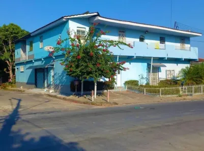 Casa com 4 Quartos à venda, 300m² no Flores, Manaus