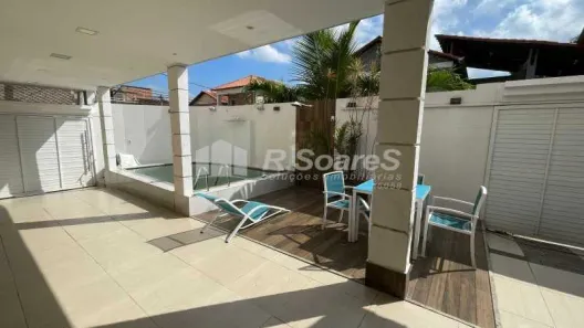 Casa de Condomínio com 3 Quartos à venda, 140m² no Bangu, Rio de Janeiro