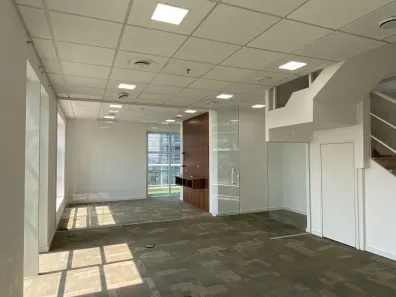 Sala Comercial para alugar, 140m² no Vila Cordeiro, São Paulo