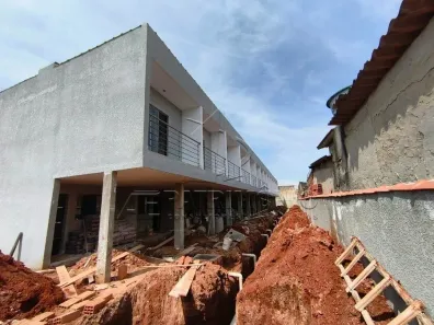 Casa com 2 Quartos à venda, 84m² no Lopes de Oliveira, Sorocaba