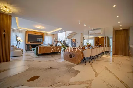 Casa de Condomínio com 5 Quartos à venda, 410m² no Centro, Canela