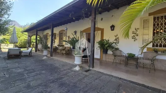 Casa com 4 Quartos à venda, 320m² no Araras, Petrópolis