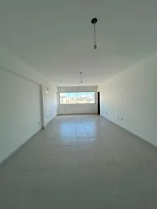 Sala Comercial para alugar, 45m² no Imbetiba, Macaé