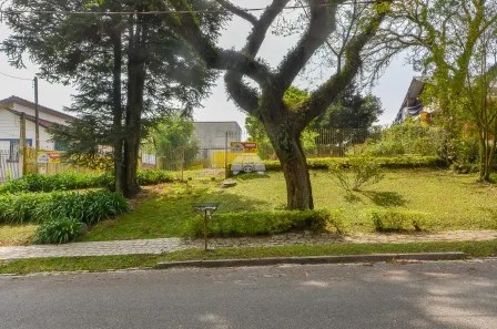 Lote/Terreno à venda, 330m² no Jardim Social, Curitiba