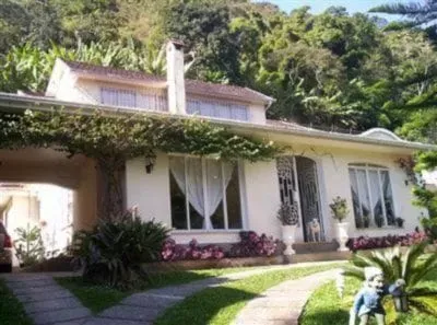 Casa com 4 Quartos à venda, 600m² no Quitandinha, Petrópolis
