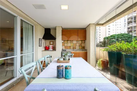 Apartamento com 3 Quartos à venda, 227m² no Vila Madalena, São Paulo