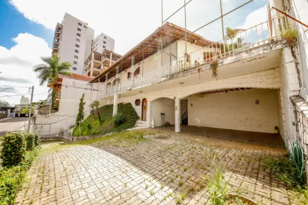 Casa com 4 Quartos à venda, 478m² no Bom Pastor, Juiz de Fora