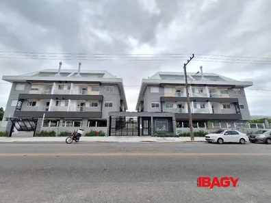 Apartamento com 3 Quartos para alugar, 103m² no Ingleses do Rio Vermelho, Florianópolis