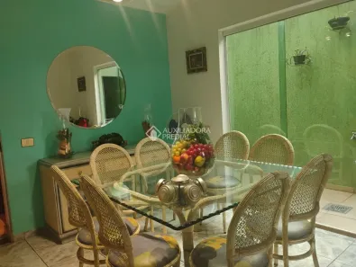 Sobrado com 4 Quartos à venda, 277m² no Parque das Nações, Santo André