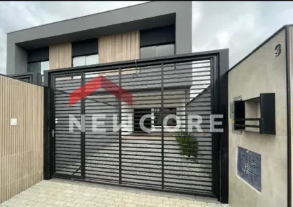 Sobrado com 3 Quartos à venda, 119m² no Itacolomi, Balneário Piçarras