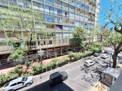 Apartamento com 2 Quartos à venda, 77m² no Bom Fim, Porto Alegre