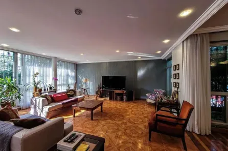 Casa com 4 Quartos à venda, 350m² no Vila Mariana, São Paulo