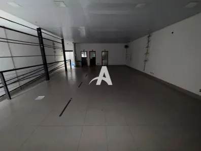 Ponto Comercial para alugar, 200m² no Centro, Uberlândia